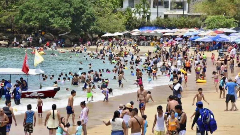 El cuarto fin de semana largo del año dejó una derrama económica de 644 MDP