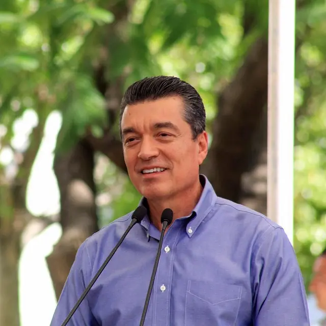 Rutilio Escandón Cadenas Gobernador de Chiapas invita a visitar el Cañón del Sumidero, busca impulsar el turismo en la región y destacar las maravillas naturales que ofrece