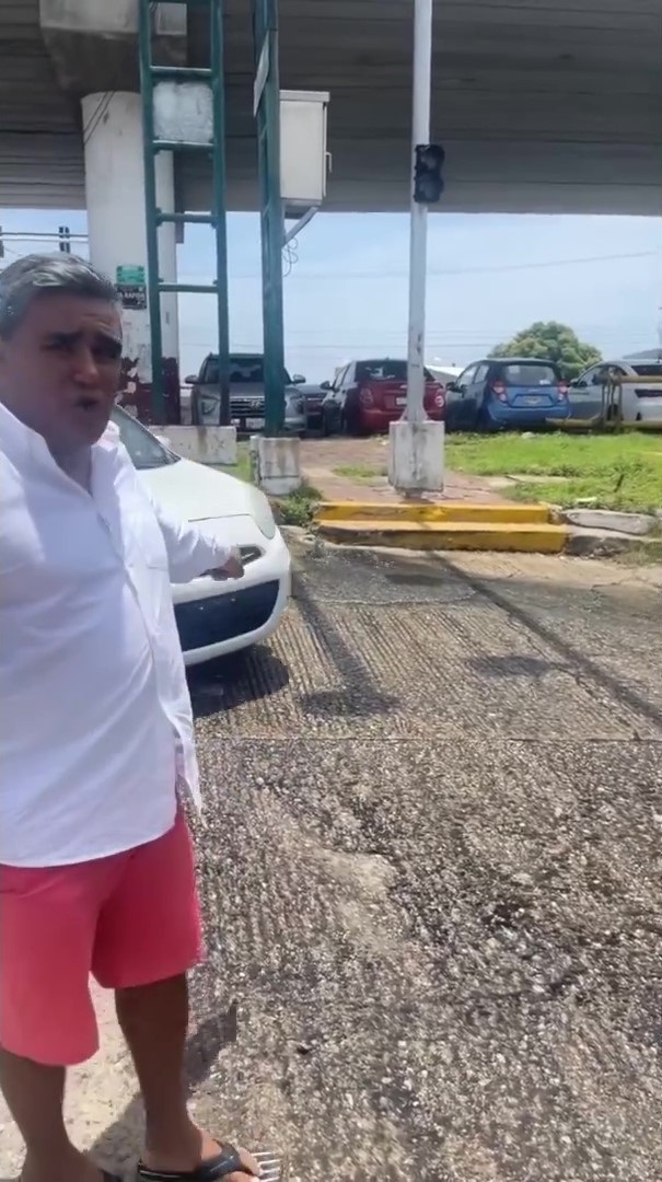Escandaloso Colapso de Drenajes: Ramiro Solorio Denuncia el Insoportable Caos en Acapulco, aborda la percepción del partido Morena y el esfuerzo del presidente de México por desterrar la corrupción