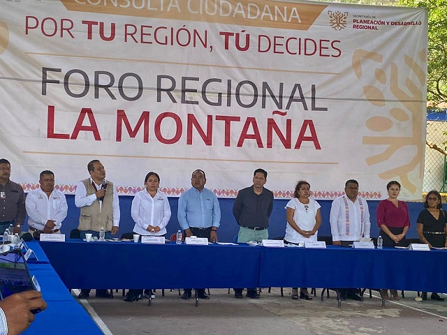 Realiza la SEPLADER el Foro Regional de La Montaña en Tlapa, el fin, presentar programas sociales y acciones que se realizarán en esta región