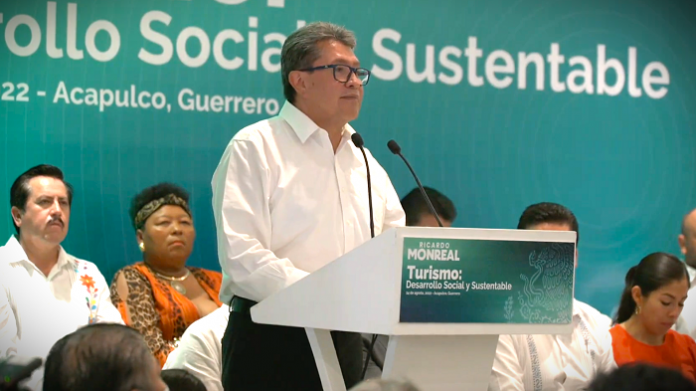 Ricardo Monreal refrenda, en Guerrero, su compromiso para lograr un país más seguro. Lo más grave, advirtió, es que las autoridades se conviertan en cómplices o protectores de los grupos criminales