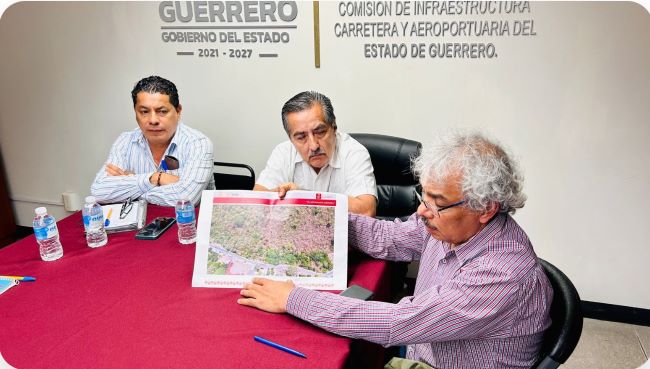 Atiende gobierno del estado jardín de niños Benito Juárez en Tepechicotlán
