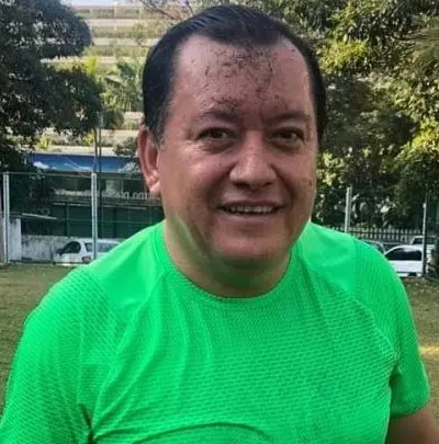 El cacique se mueve. Durante la pasada crisis de violencia que sacudió a la entidad, el rector electo de la UAGro no mostró ningún gesto de solidaridad con la gobernadora Evelyn Salgado