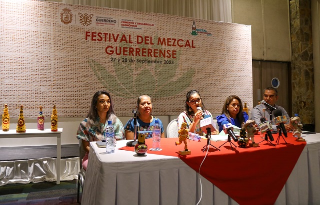 Festival del Mezcal Guerrerense en Acapulco el 27 y 28 de septiembre. Participarán 60 expositores de las ocho regiones de Guerrero