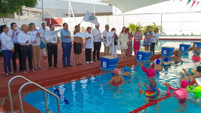 Dan autoridades del IMSS banderazo de inicio de actividades en alberca olímpica del Centro de Seguridad Social Acapulco