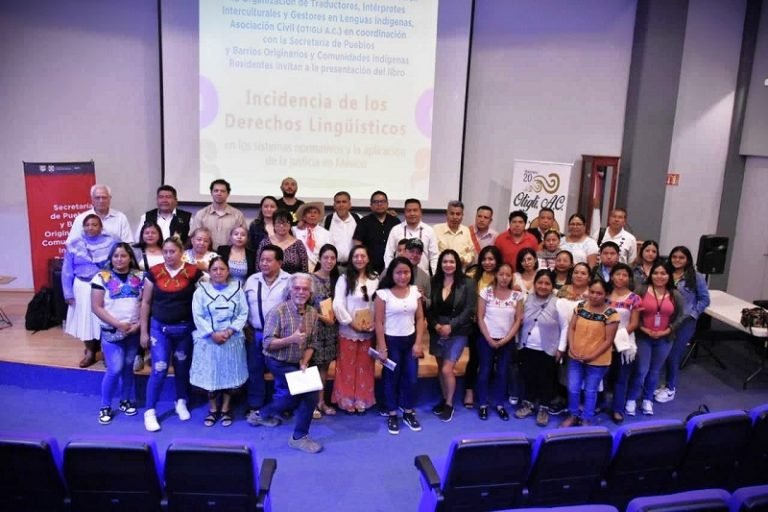 Conmemoran Traductores Indígenas Día Internacional de la Traducción