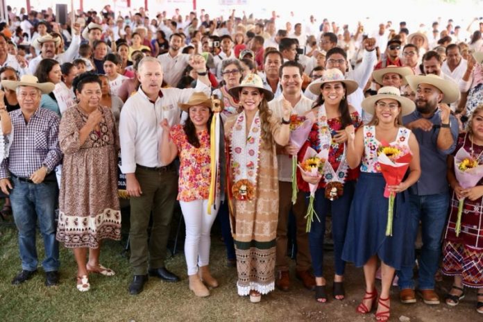 Gobernadora Evelyn Salgado Anuncia Inversiones y Servicios en Huitzuco. subrayó su compromiso con el bienestar de Guerrero