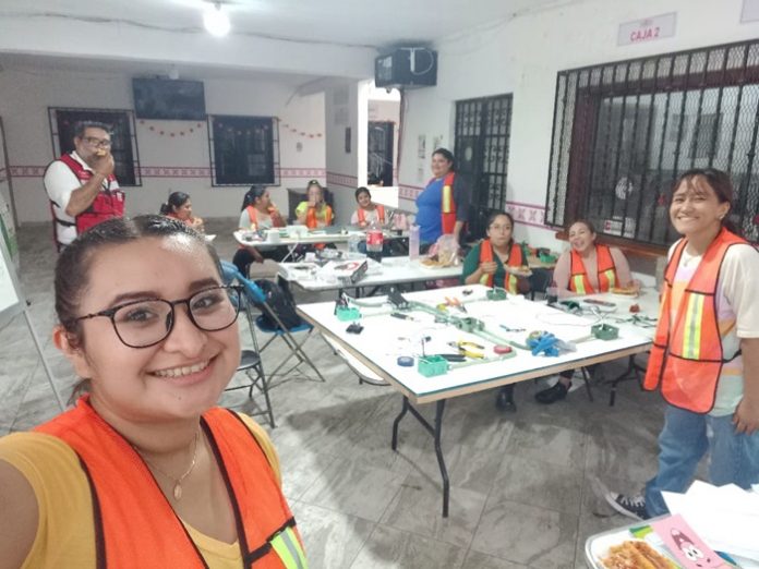 SEMUJER capacitó a mujeres en instalaciones eléctricas, red hidráulica y sanitaria en Chilpancingo, Tixtla, Acapulco, Coyuca de Benítez, Iguala y Taxco