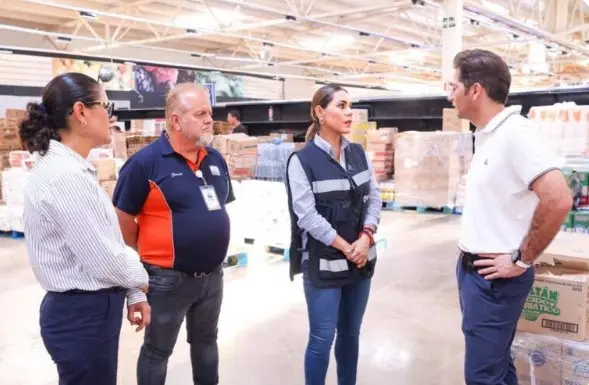 Reconoce Evelyn Salgado a cadenas comerciales por su apoyo y confiar en Acapulco