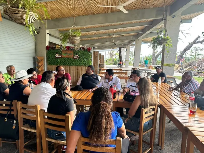 Villa Navideña en el Parque Papagayo: Acuerdo con Locatarios por Ludwig Reynoso. Gracias a la disposición de la gobernadora Evelyn Salgado