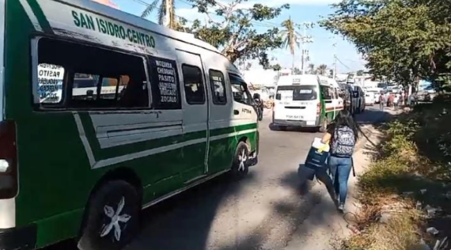Concluye bloqueo de transportistas en Acapulco-Zihuatanejo