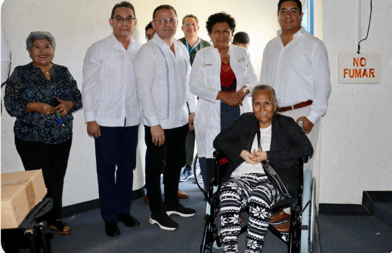 Implantes cocleares y otros apoyos a población vulnerable de Guerrero