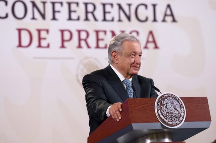 López Obrador Anuncia Revisión Integral de Organismos Autónomos en Derechos Humanos y Transparencia, criticó la creación de una estructura compleja