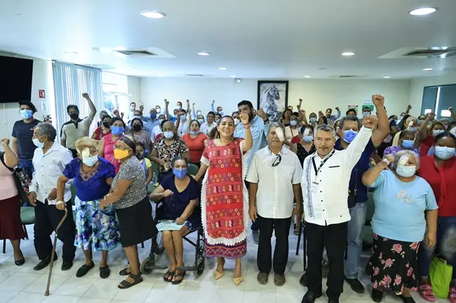 Evelyn Salgado Beneficia a 368 Personas con Cirugías Gratuitas de Cataratas. Este programa tiene como objetivo atender a aquellos que más lo necesitan