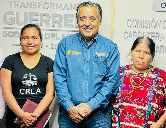 Cicaeg atiende a pobladores de comunidades de Cochoapa el Grande