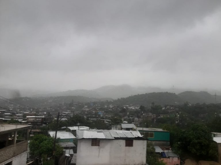 Tormenta tropical Dalila mantiene en alerta al occidente y sur de México Tormenta tropical Dalila mantiene en alerta al occidente y sur de México