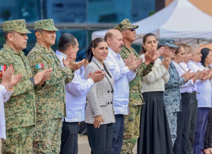 Ceremonia de Izamiento de Bandera en Chilpancingo
