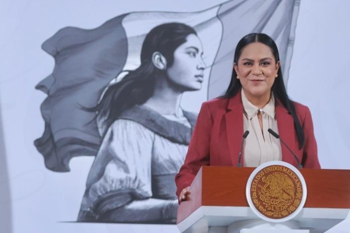 Gobierno de México apoya a 70 mil damnificados con 20 mil pesos y despensas.