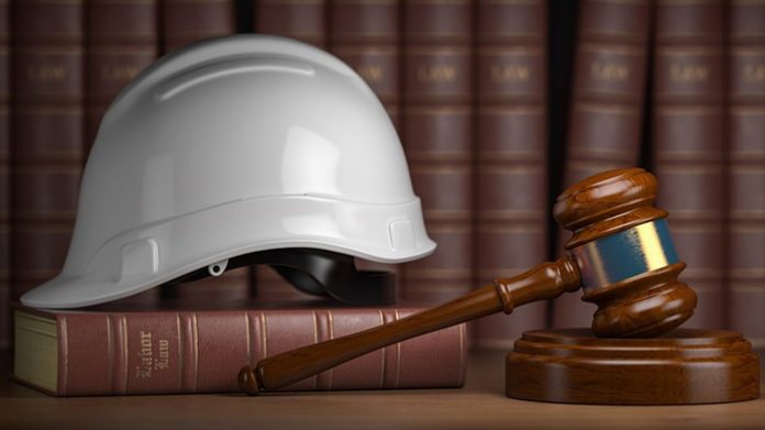 El Gobierno de México exhorta a empresarios a evitar bajas injustificadas ante el IMSS e INFONAVIT en diciembre, al advertir afectaciones a derechos laborales y sanciones legales.