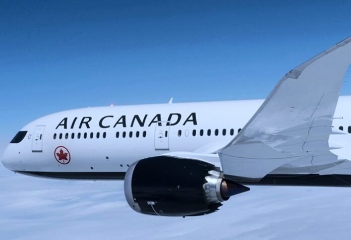 Air Canada suspendió sus vuelos a Cuba por escasez de combustible. La aerolínea enviará aviones vacíos para repatriar a 3,000 pasajeros.