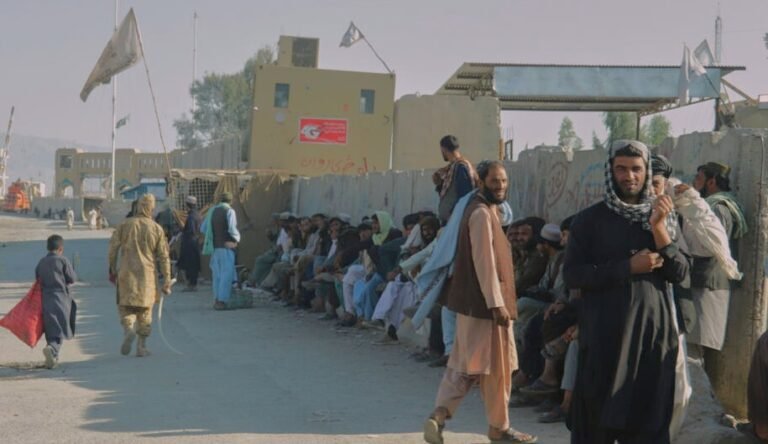 Pakistán rechaza diálogo con Afganistán y anuncia continuidad de ofensiva militar