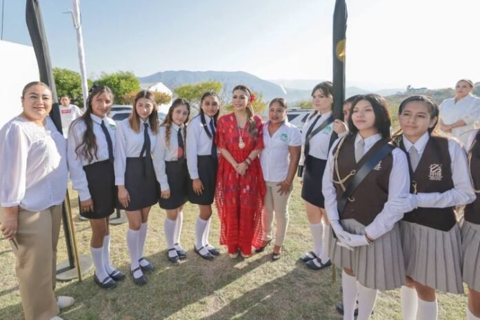 El poder solo tiene sentido si sirve a nuestro pueblo: Evelyn Salgado