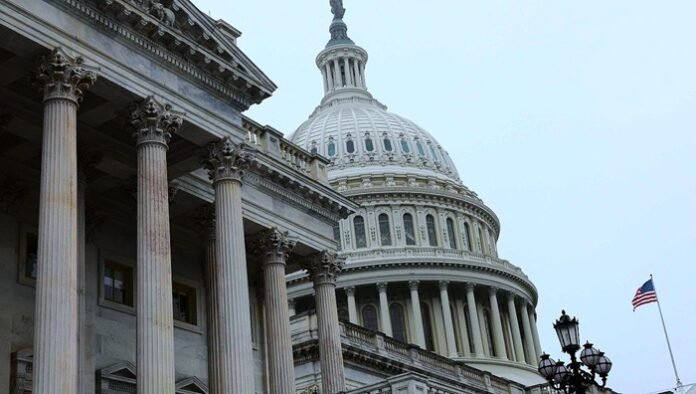 Estados Unidos pone fin al shutdown tras aprobar un gasto de 1.2 billones de dólares, pero el presupuesto del DHS sigue en disputa política en el Congreso