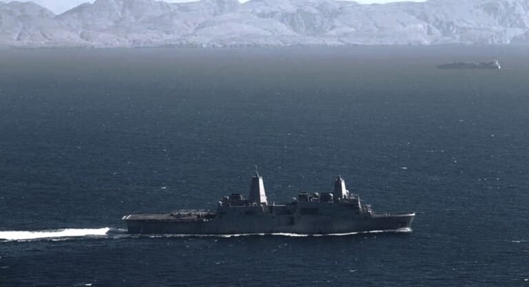 Australia descarta enviar buques al estrecho de Ormuz y se distancia de la presión naval de Estados Unidos