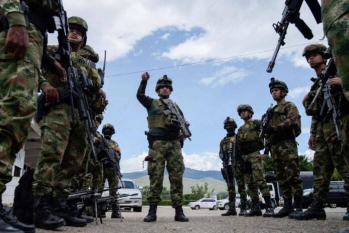 Gustavo Petro denuncia bombardeos desde Ecuador y reporta 27 cuerpos calcinados en zona fronteriza