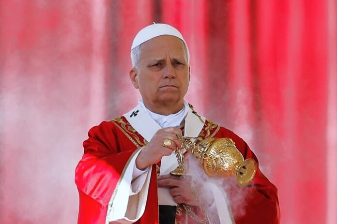 El Papa León XIV centró su mensaje en la paz y la guerra durante el Domingo de Ramos, con un llamado urgente por las víctimas de los conflictos en el mundo.