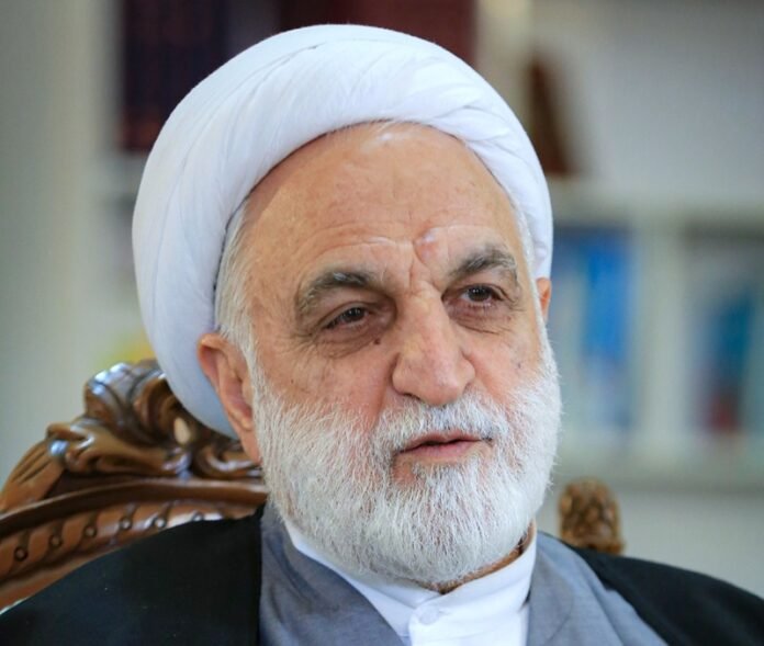 Irán asegura tener pruebas de que países del Golfo colaboran con fuerzas enemigas y advierte que continuará ataques. Se reportan explosiones en Baréin, Qatar y ataques en Emiratos Árabes Unidos