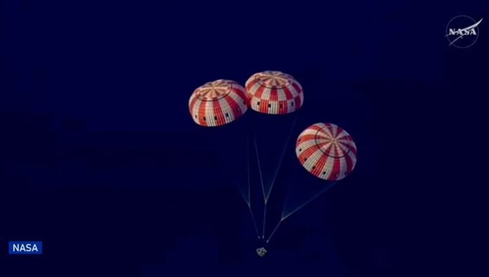 La misión Artemis II de la NASA amerizó con éxito en el Pacífico tras orbitar la Luna, marcando el regreso de astronautas a su entorno desde 1972