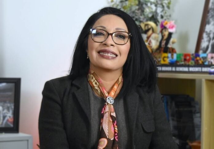 ¿Quién es Esthela Damián? Perfil, trayectoria y cargo actual