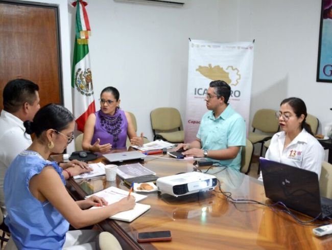 Buscan Sefodeco e Icategro fortalecer sectores artesanal y agroindustrial con capacitación en Guerrero