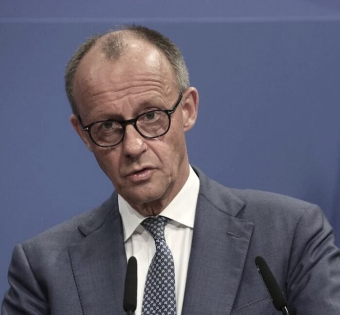 El canciller alemán propuso un estatus especial para Ucrania en la UE con mayor integración política y nuevas garantías de seguridad.