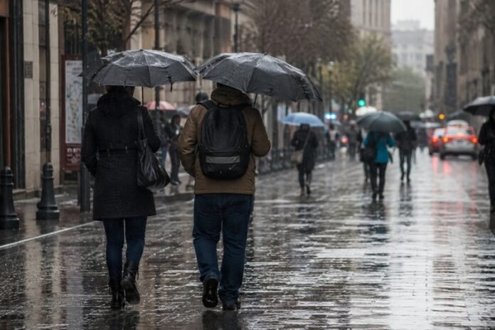 SMN alertó por lluvias intensas, calor extremo y posible formación de tornados en varios estados de México este martes.