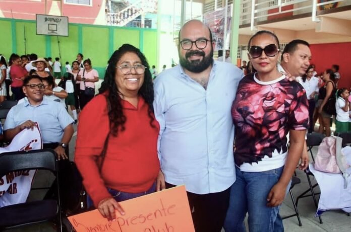 Un proyecto de captación de agua de lluvia transforma escuelas en Acapulco para combatir la escasez y enseñar sustentabilidad. Descubre el impacto